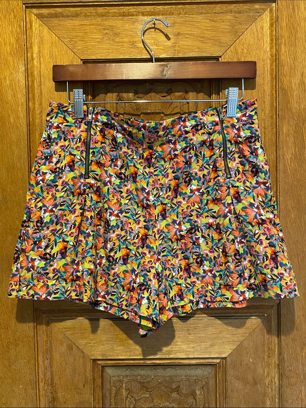 Topshop floral high waist short 8 zipper Chartreuse pink 1950s retro style